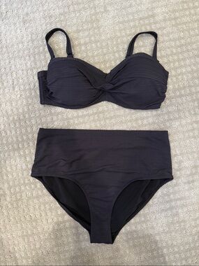 Artesands Aria Two-Piece Swimsuit Size 16 Black